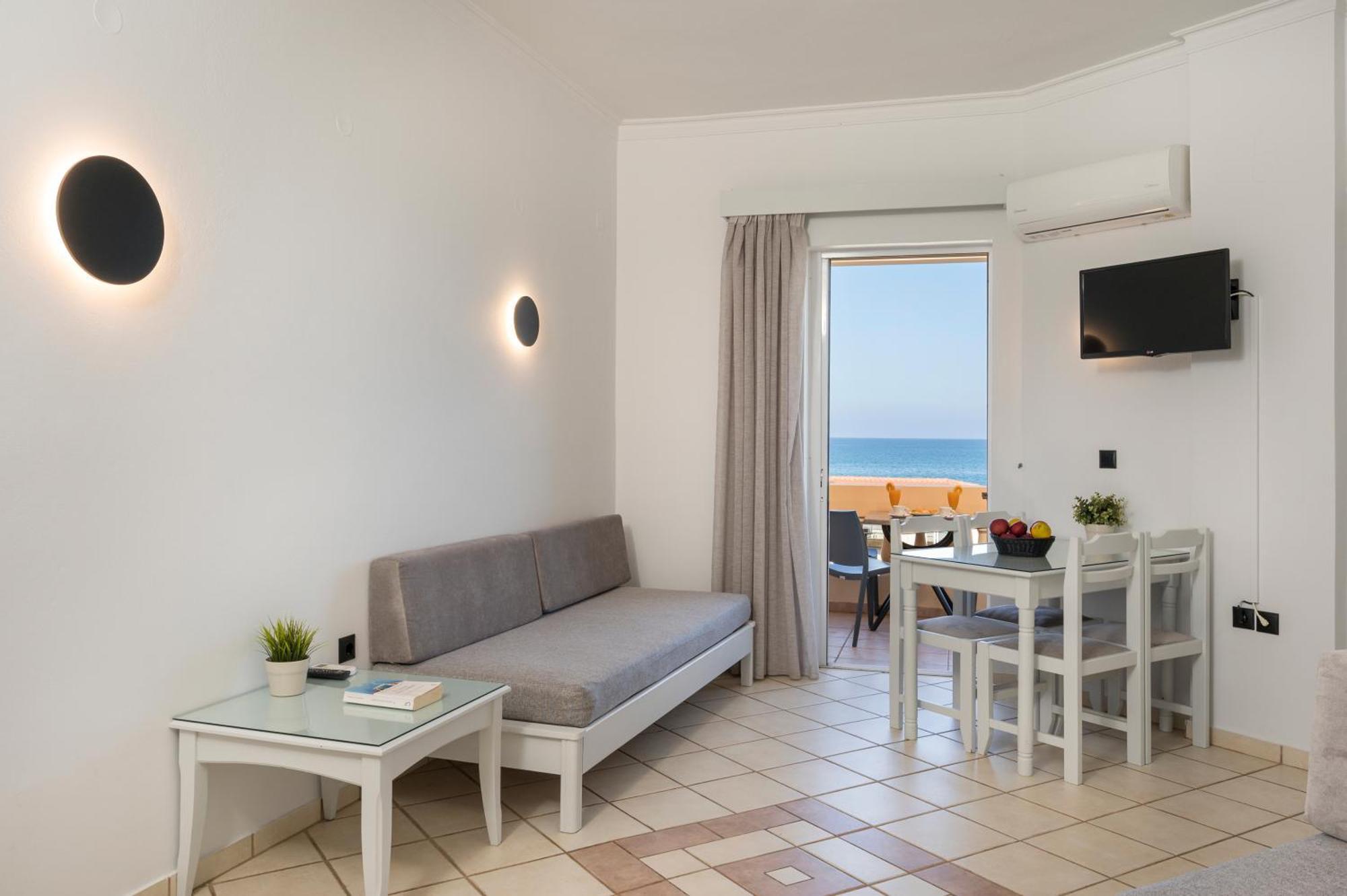 Hotel Caretta Beach Gerani  Bagian luar foto