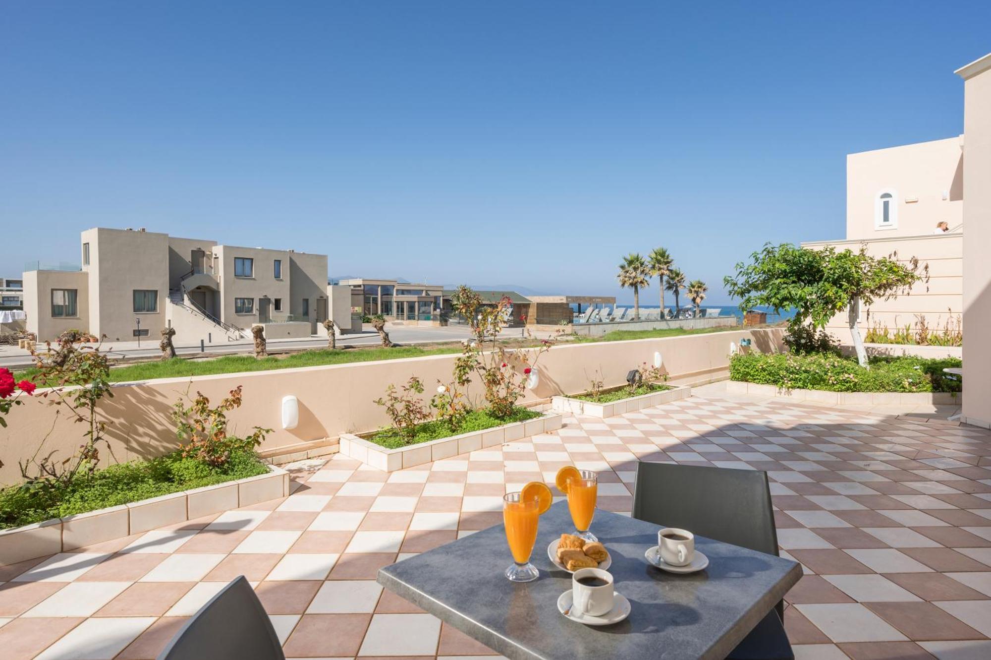 Hotel Caretta Beach Gerani  Bagian luar foto