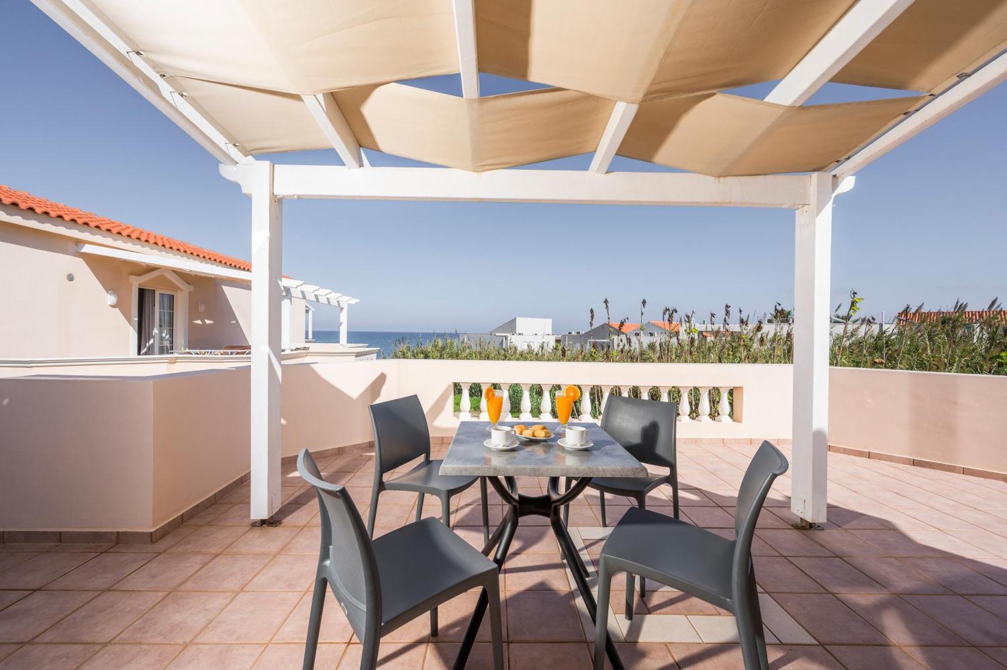 Hotel Caretta Beach Gerani  Bagian luar foto