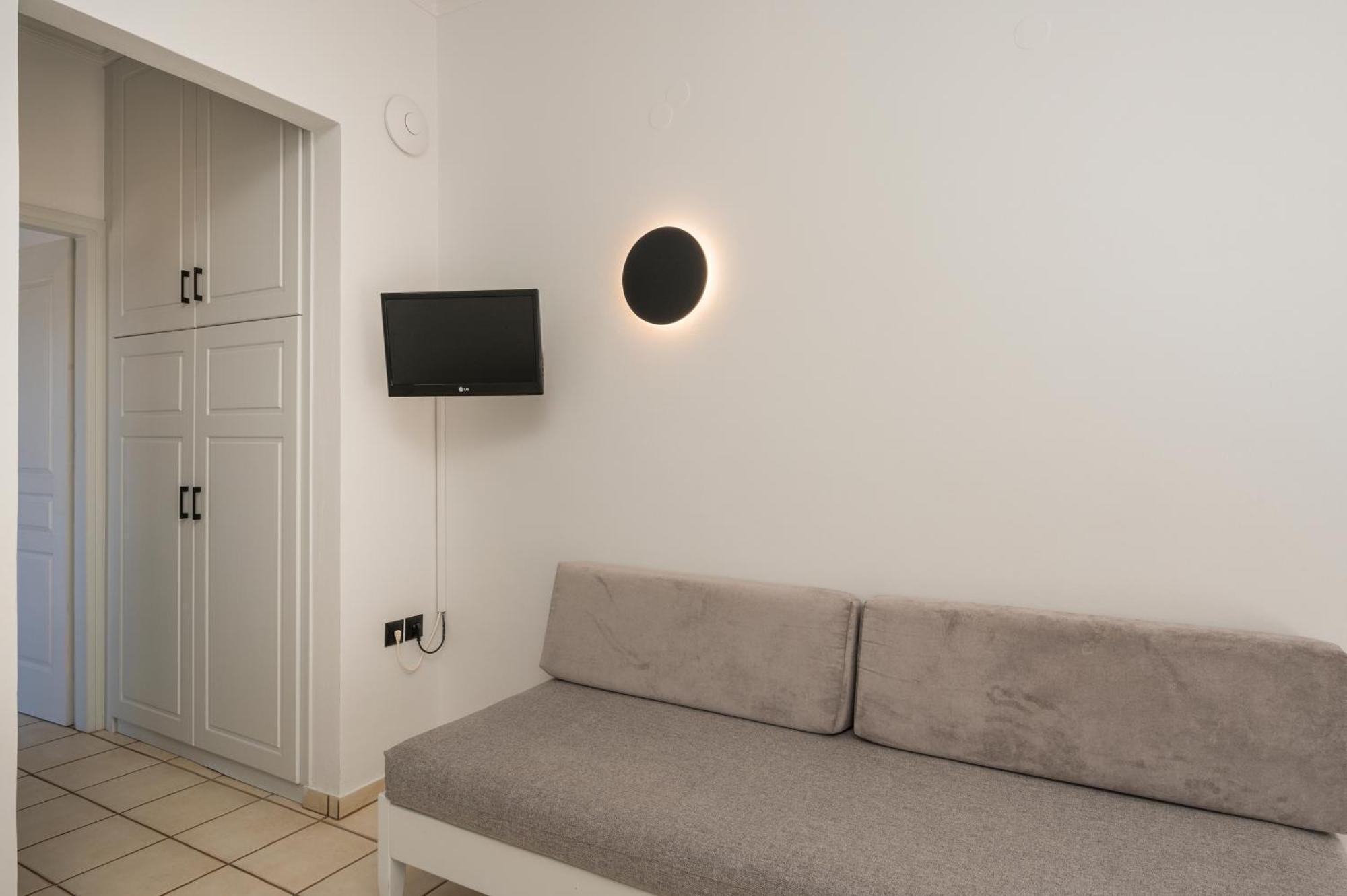 Hotel Caretta Beach Gerani  Bagian luar foto